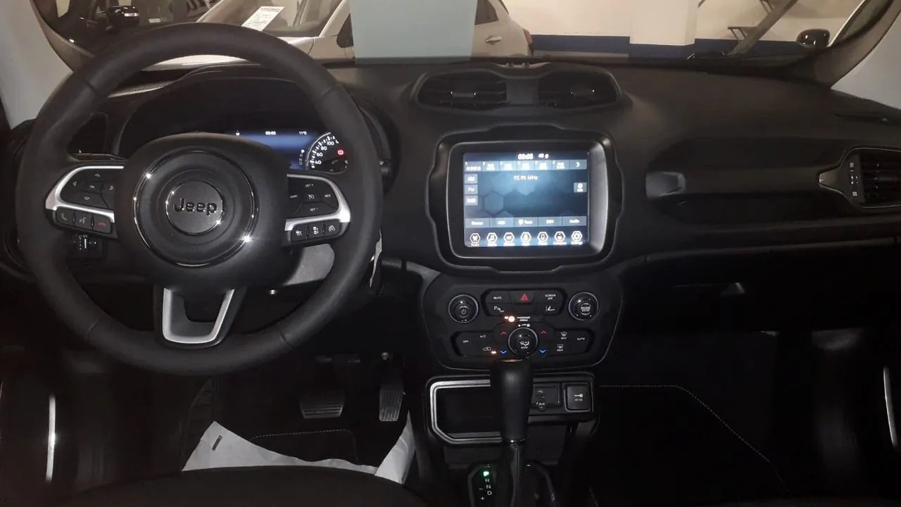 Jeep Renegade 2024 photo 5