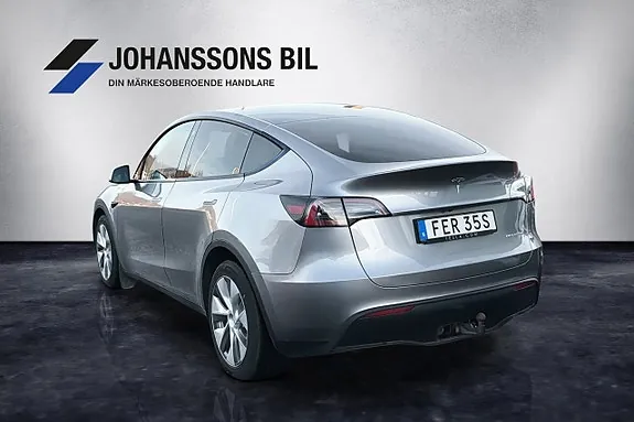 Tesla Model Y 2023 photo 3