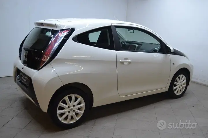 Toyota Aygo 2015 photo 4