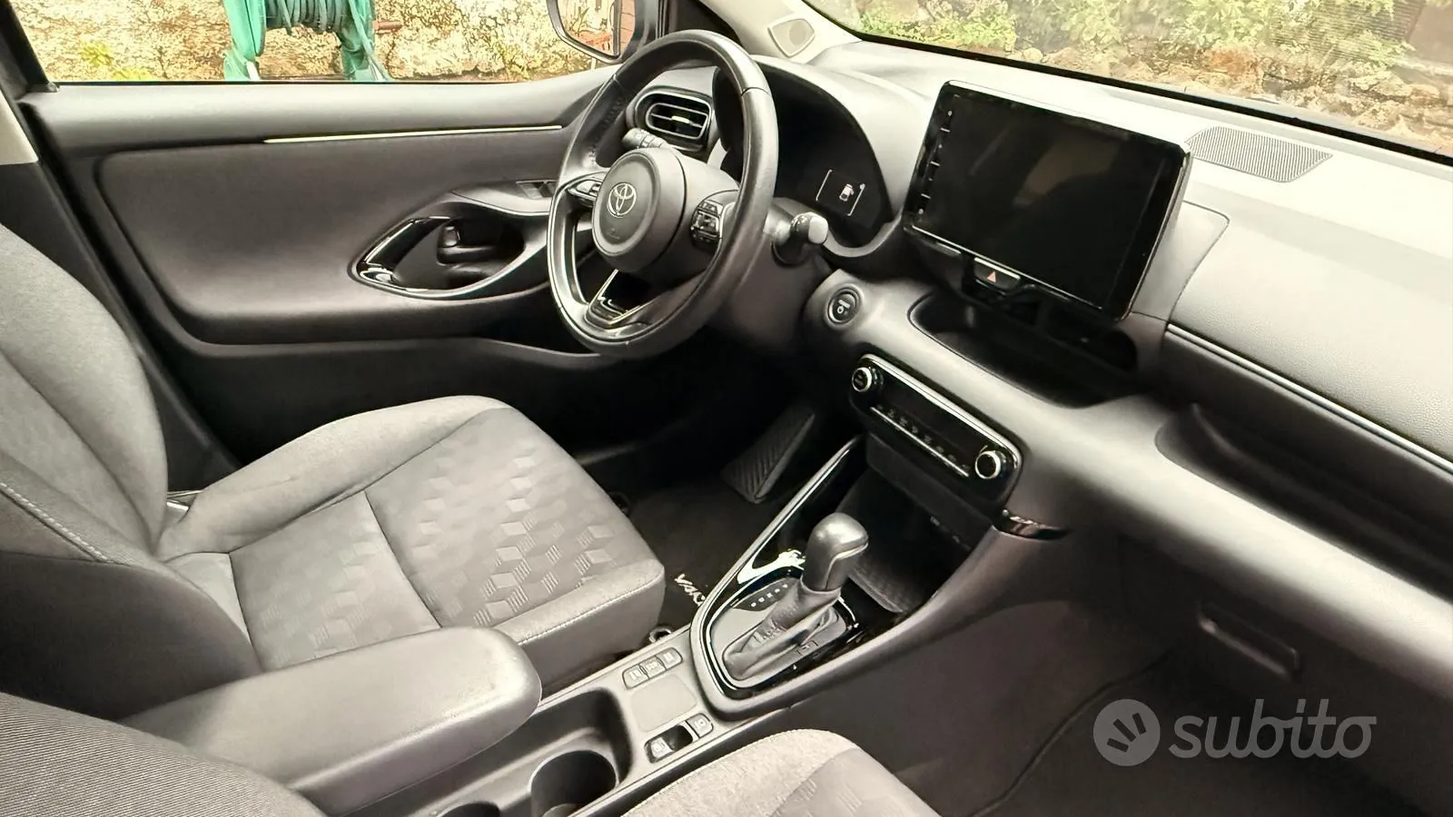Toyota Yaris 2024 photo 5