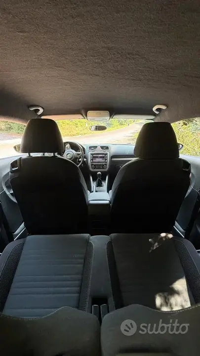 Volkswagen Scirocco 2011 photo 5