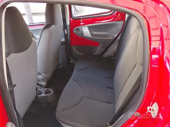 Toyota Aygo 2010 photo 4
