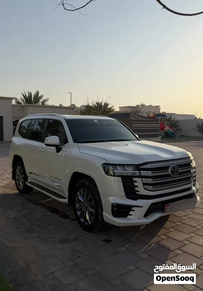 Toyota Land Cruiser Gxr 2025 photo 4