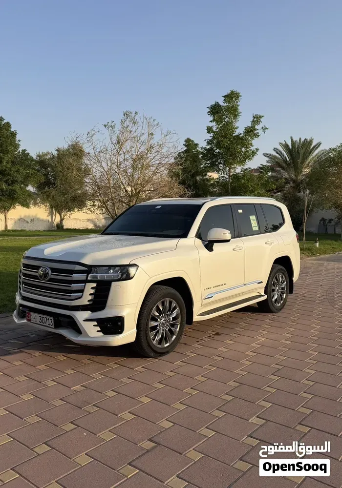 Toyota Land Cruiser Gxr 2025 photo 2