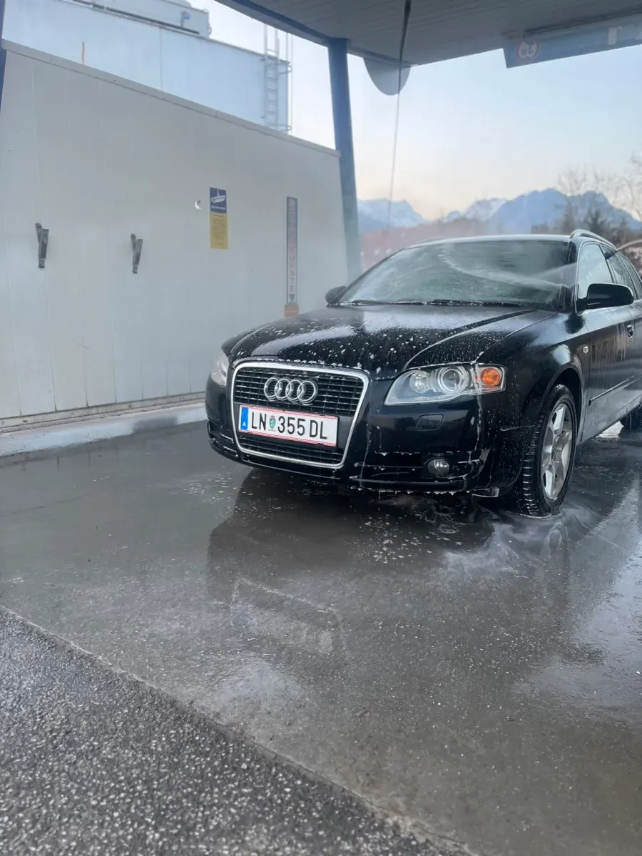 Audi A4 2007 photo 2