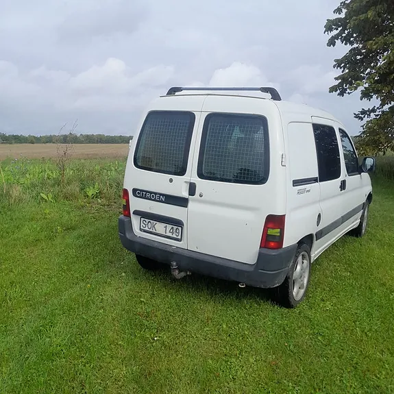 Peugeot Partner 2001 photo 2