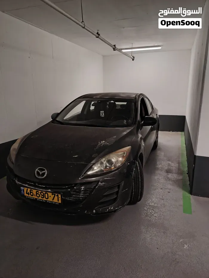 Mazda 3 2011 photo 2