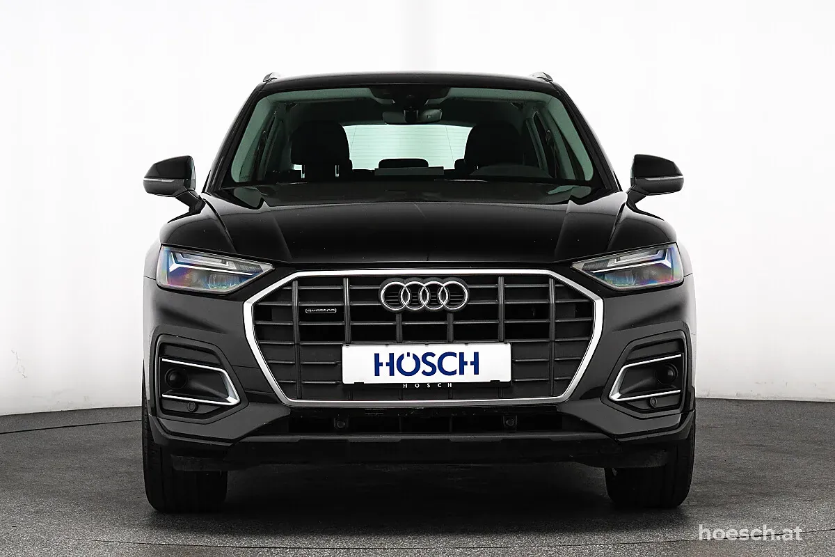 Audi Q5 2023 photo 2