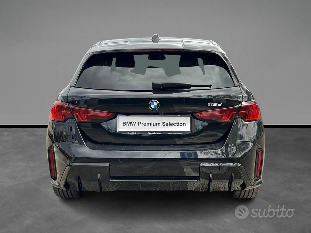 BMW 1 Series 2025 photo 4