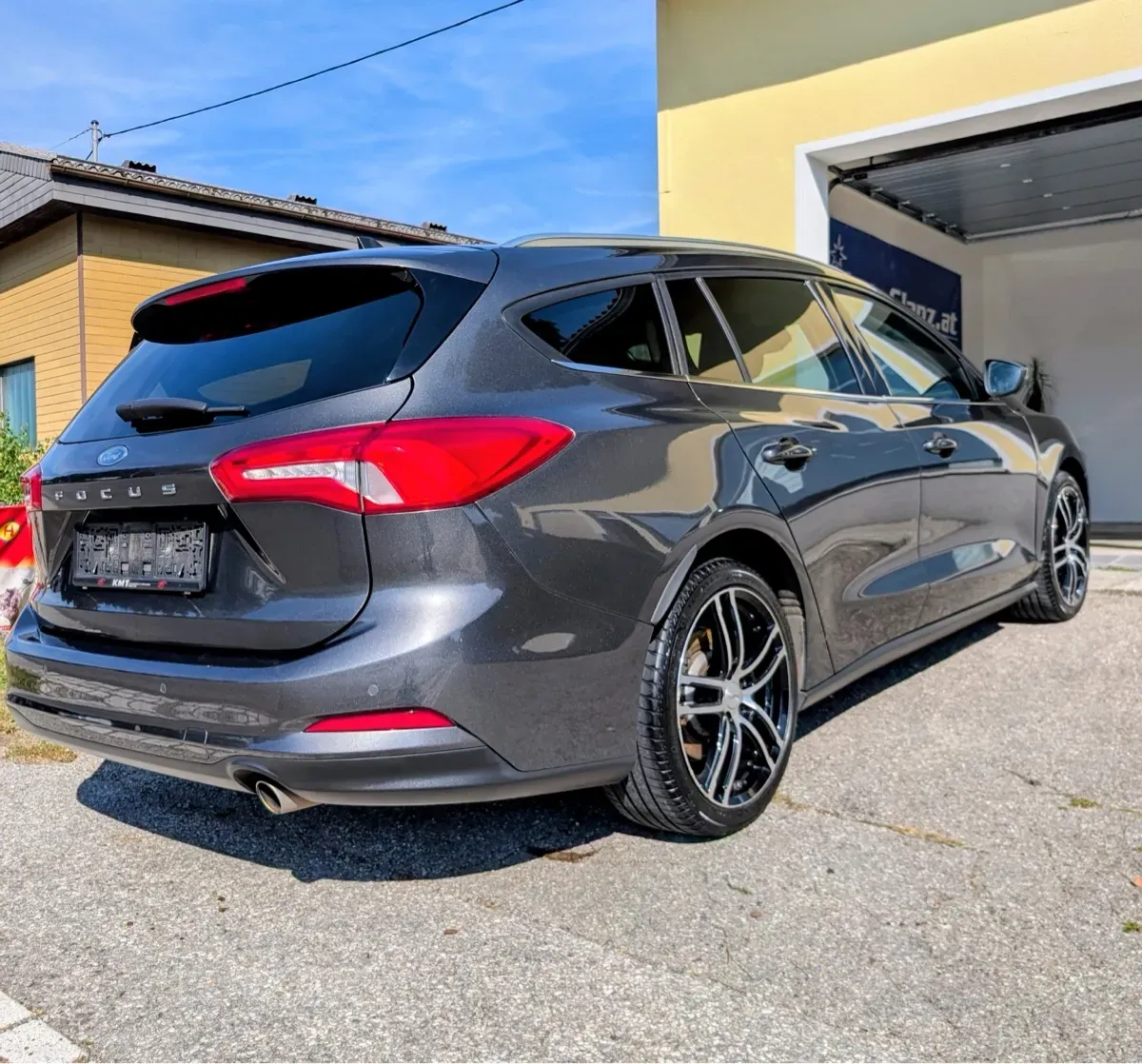 Ford Focus 2019 photo 2