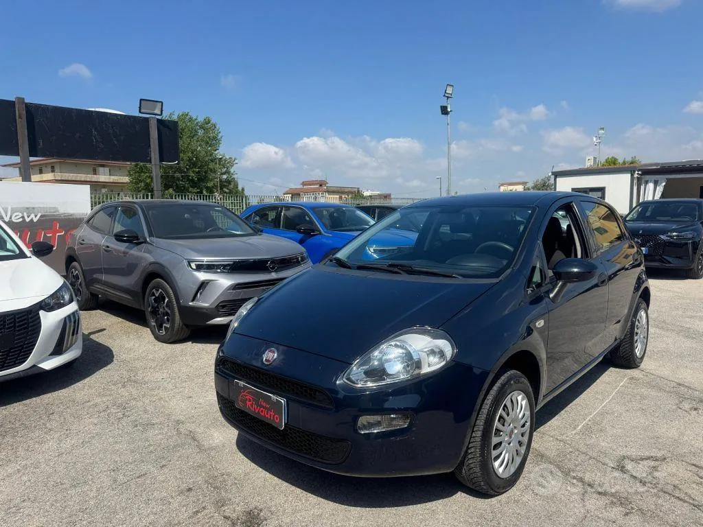 Fiat Punto 2015 photo 2