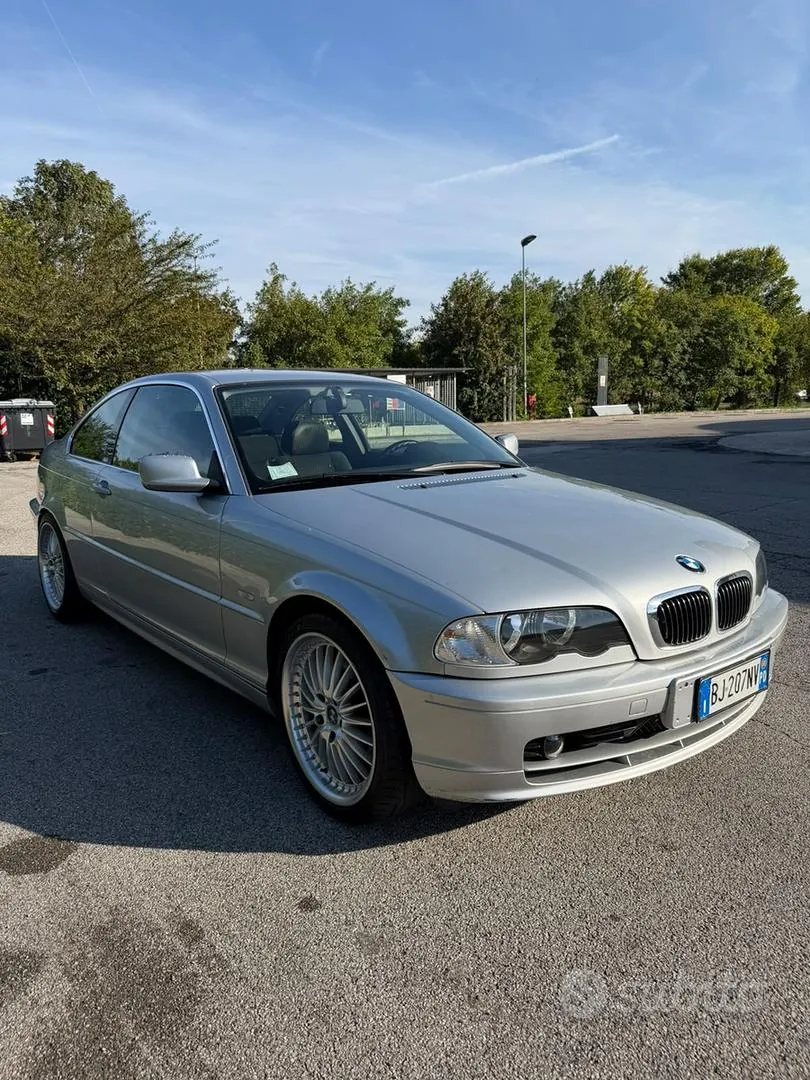 BMW 320I