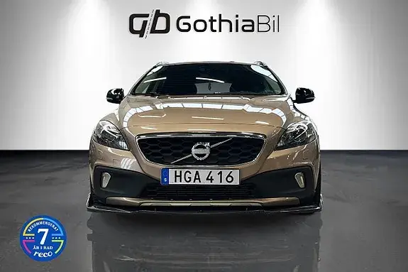 Volvo V40 2014 photo 2