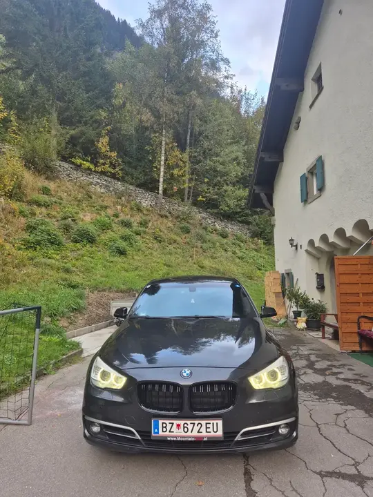 BMW 530D 2013 photo 2
