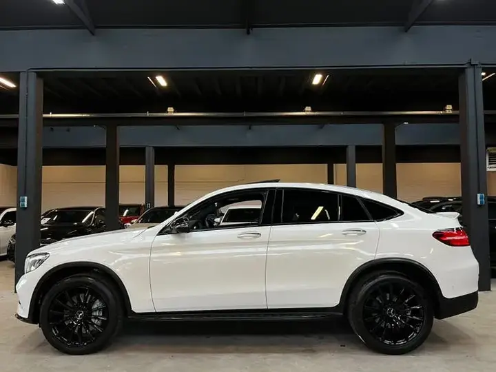 Mercedes-Benz Glc Coupé 2018 photo 2