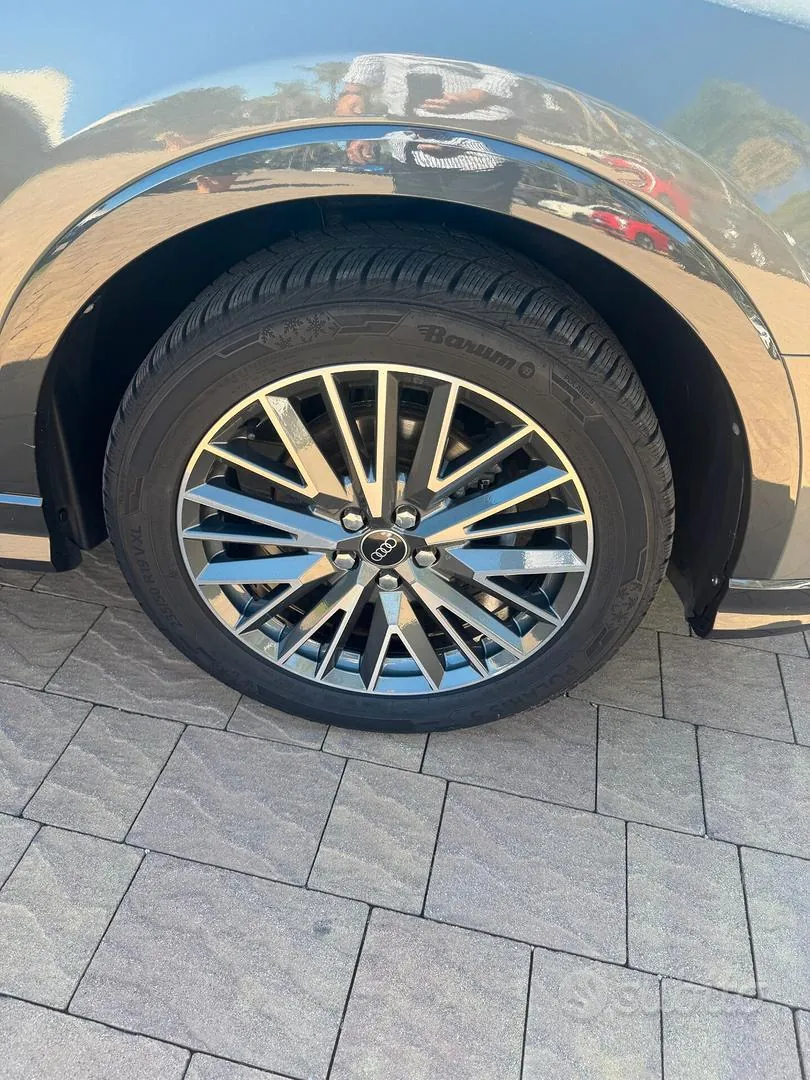 Audi Q3 2022 photo 3