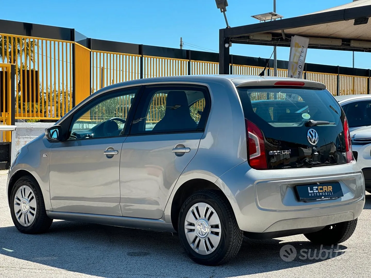Volkswagen Up 2015 photo 5