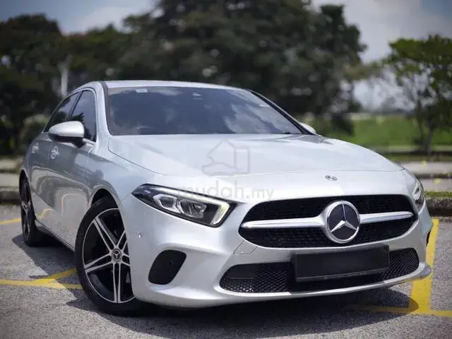Mercedes-Benz A200