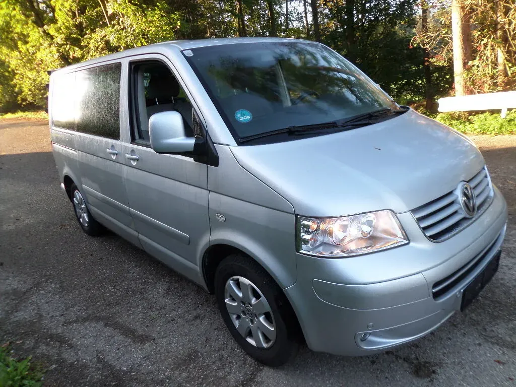 Volkswagen Multivan 2007 photo 2