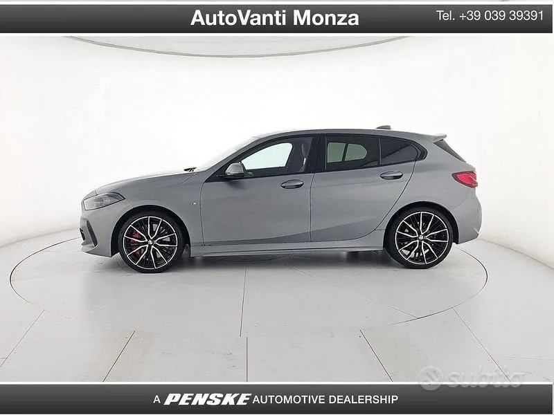 BMW 1 Series 2023 photo 3