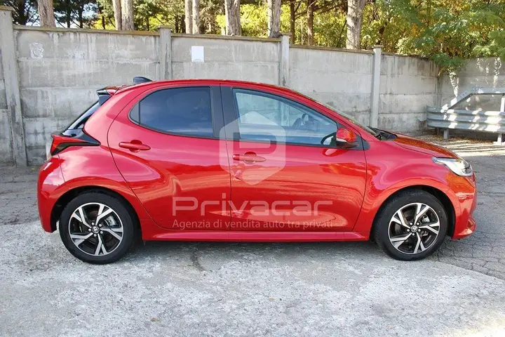 Toyota Yaris 2025 photo 4