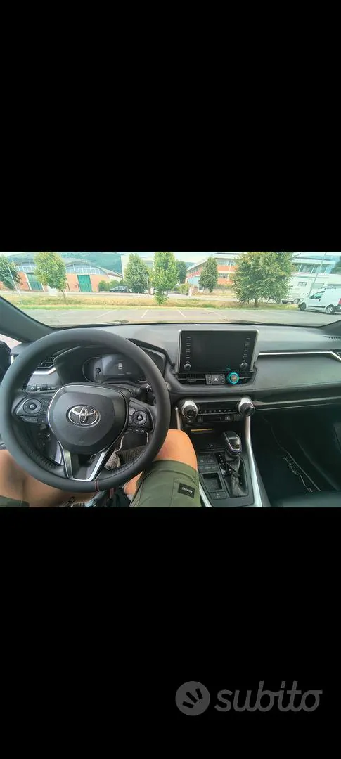 Toyota Rav4 2019 photo 5