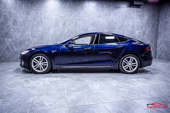 Tesla Model S 2013 photo 4
