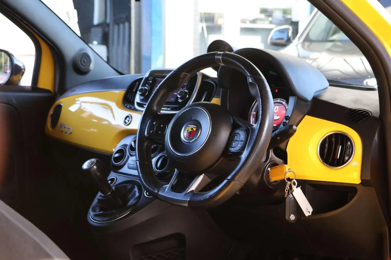 Abarth 595 2016 photo 3