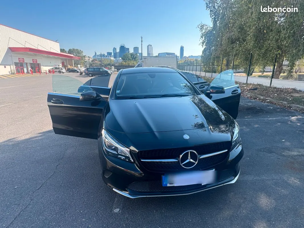 Mercedes-Benz Cla 200 D Launch Edition 2017 photo 2