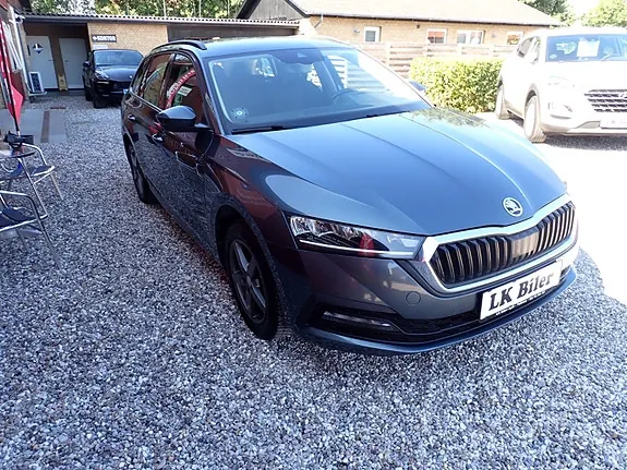 Skoda Octavia 2021 photo 5