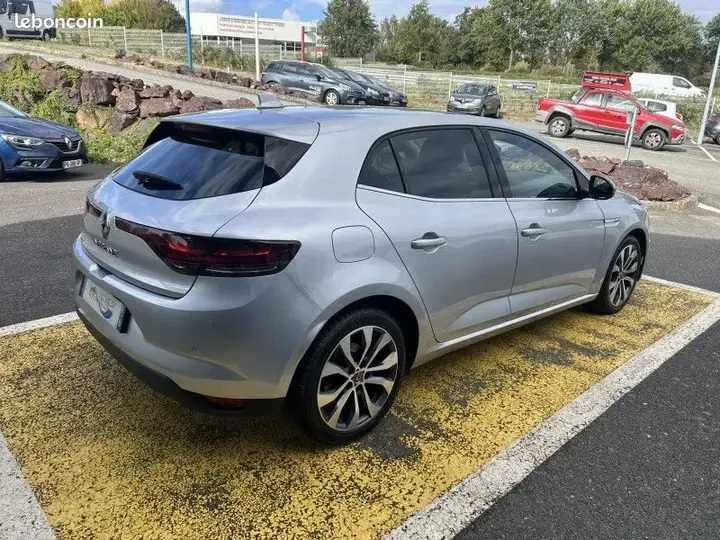 Renault Megane 2023 photo 3