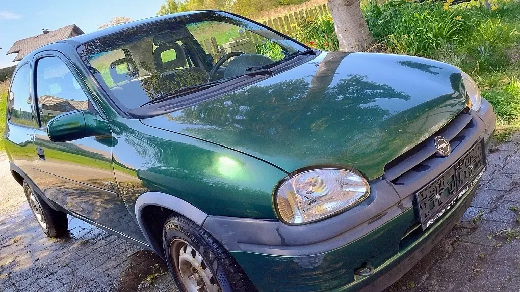 Opel Corsa B 1996 photo 3