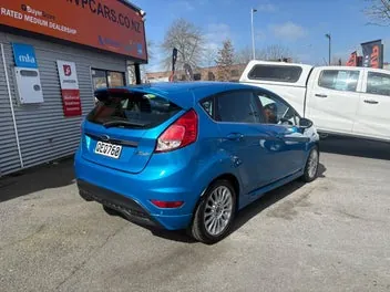 Ford Fiesta 2014 photo 5