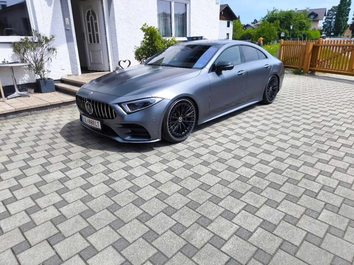 Mercedes-Benz Cls-Class 2020 photo 2
