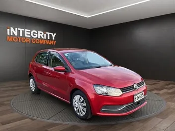 Volkswagen Polo 2015 photo 2