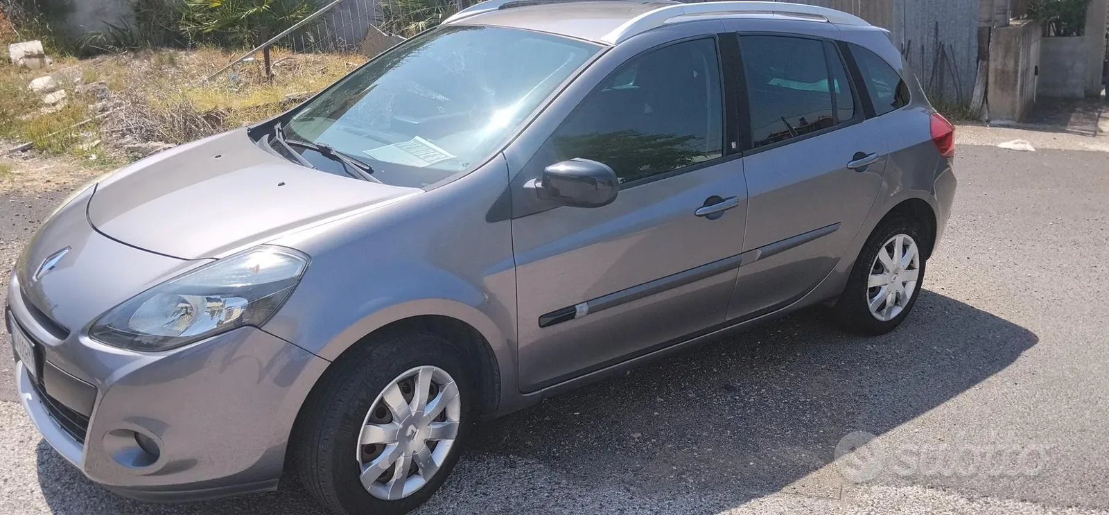 Renault Clio 2011 photo 4