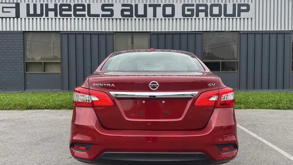 Nissan Sentra 2016 photo 5