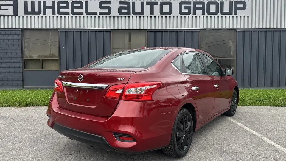 Nissan Sentra 2016 photo 4