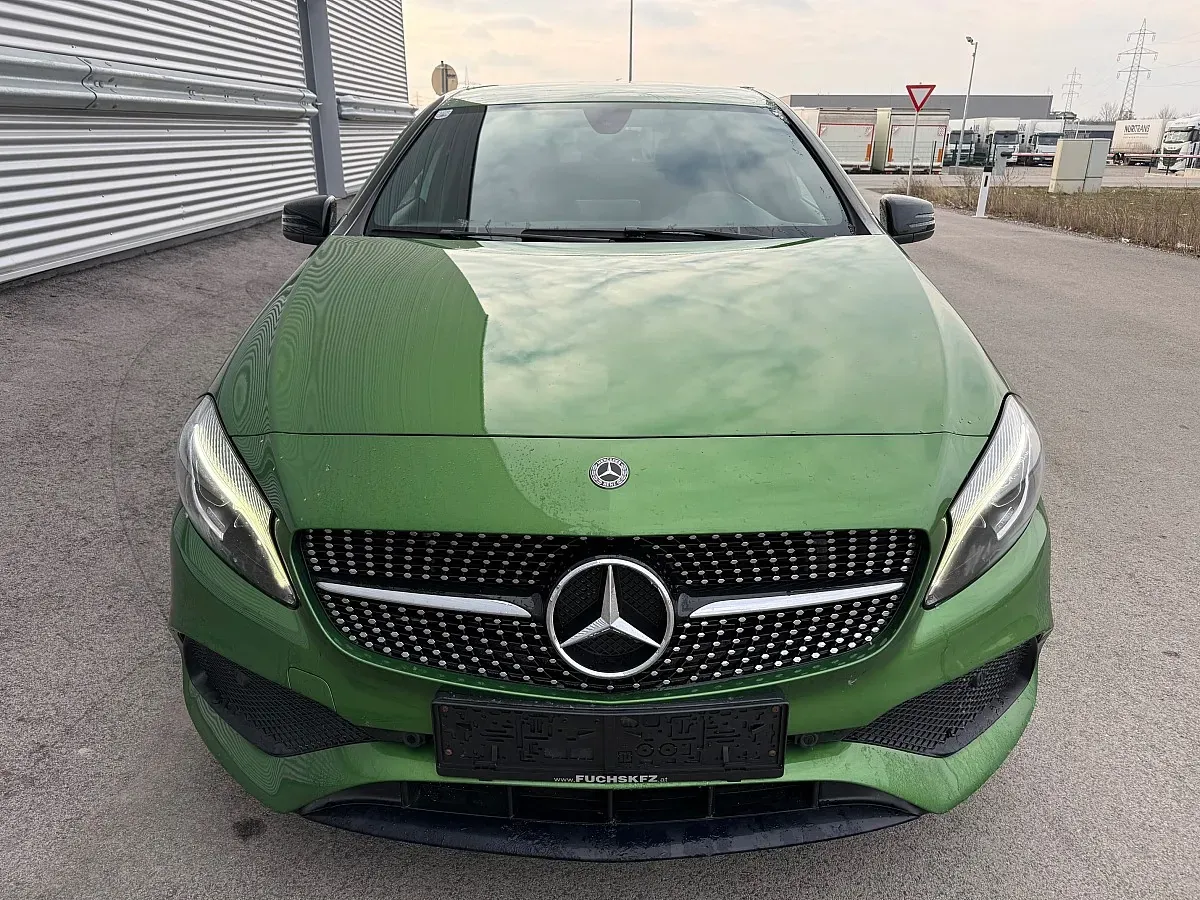 Mercedes-Benz A160 2017 photo 3
