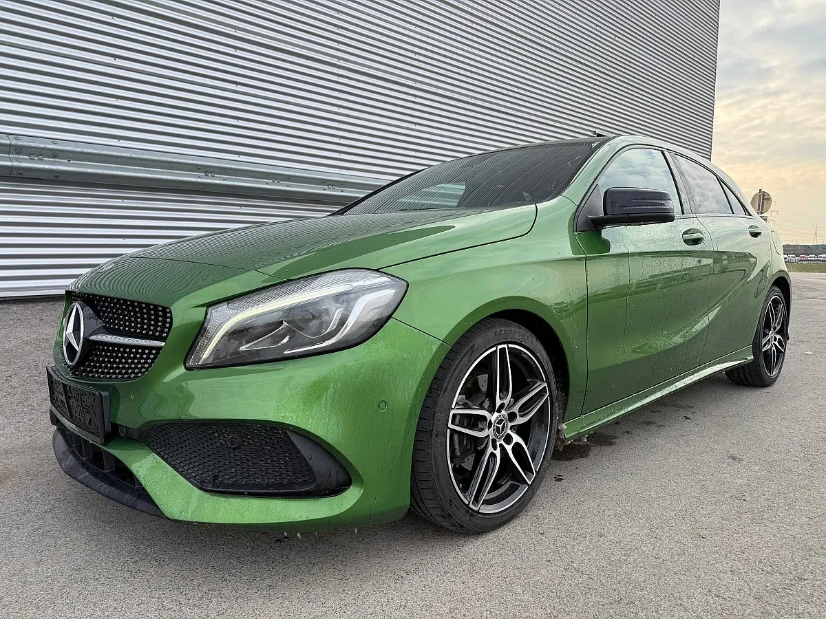 Mercedes-Benz A160 2017 photo 2