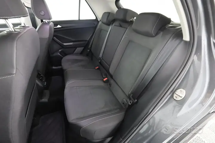 Volkswagen T-Roc 2022 photo 3