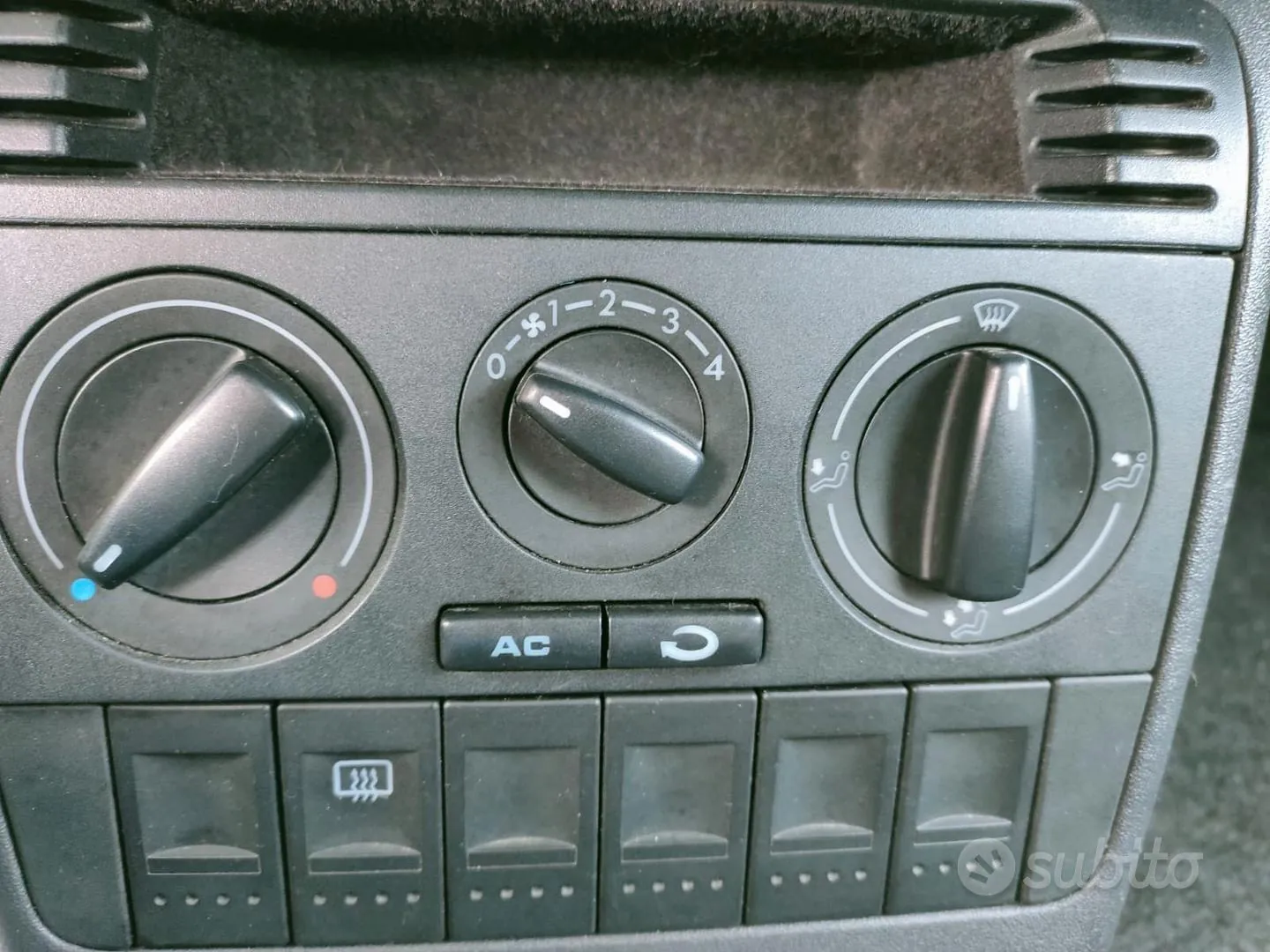 Volkswagen Lupo 2000 photo 2
