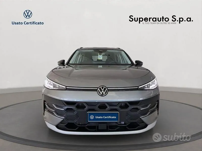Volkswagen T-Roc 2026 photo 2