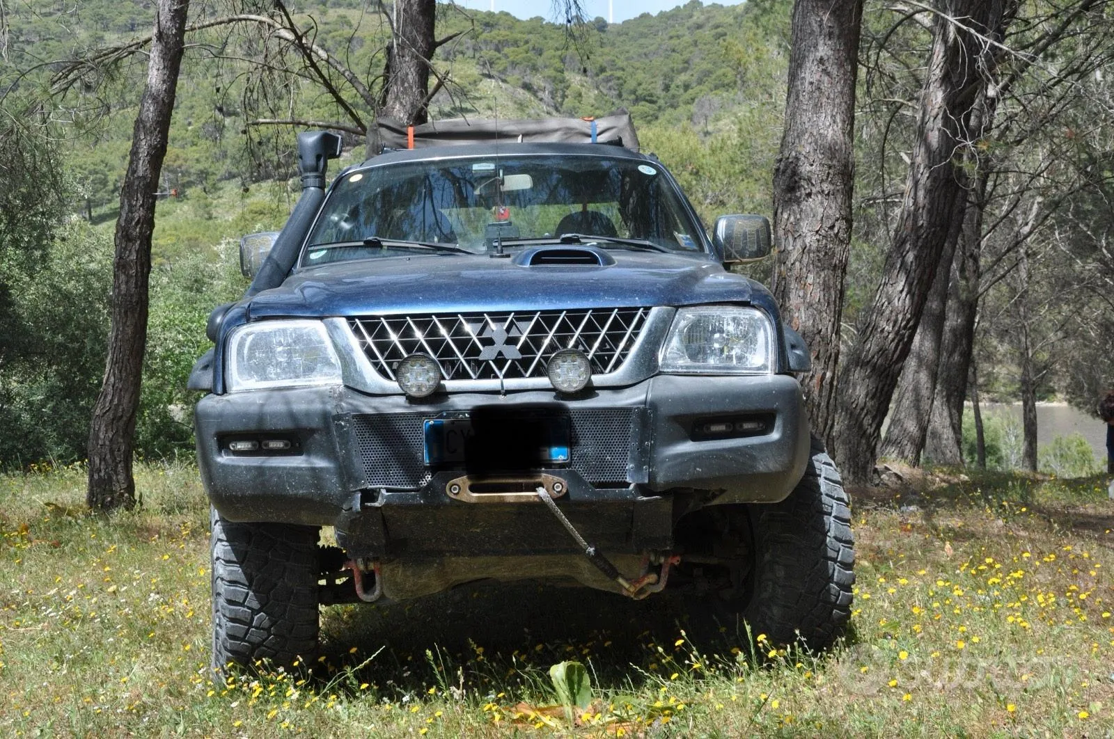Mitsubishi L200 2001 photo 2