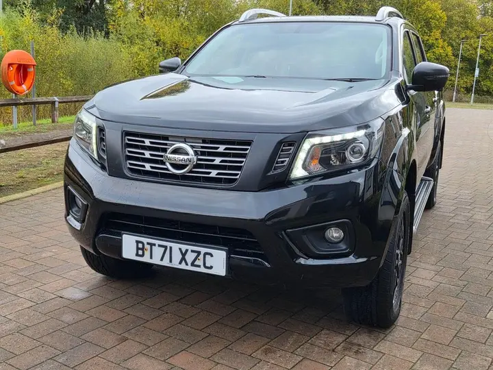 Nissan Navara 2021 photo 2