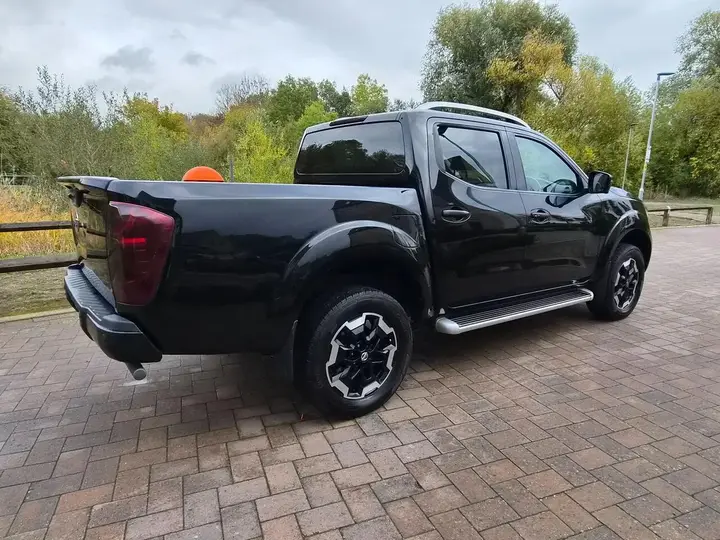 Nissan Navara 2021 photo 4