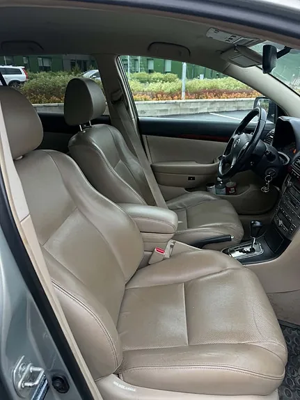 Toyota Avensis 2006 photo 5