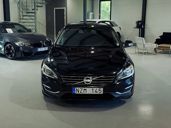 Volvo V60 2014 photo 2