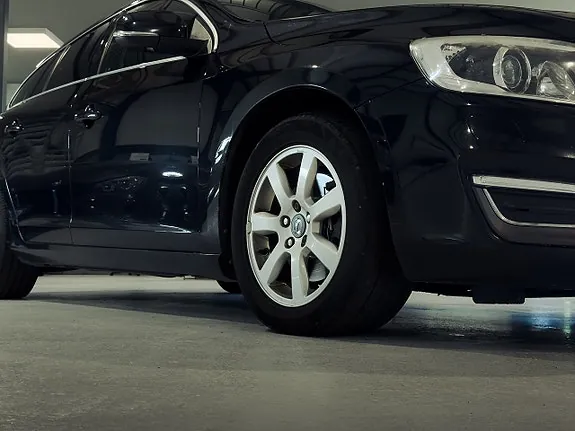 Volvo V60 2014 photo 4