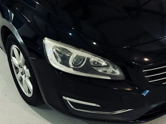 Volvo V60 2014 photo 3